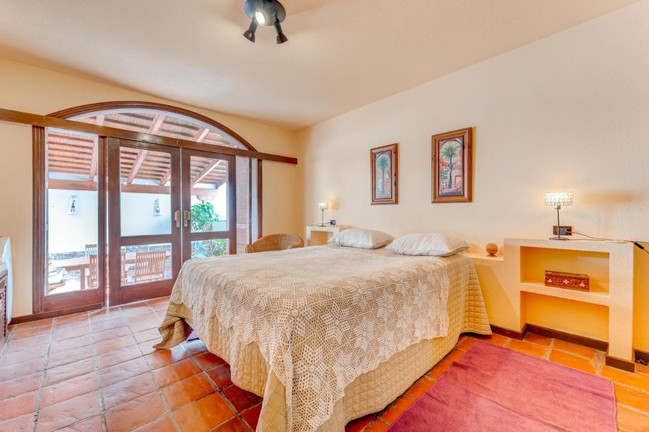 Buenavista Panoramic Villa In Costa Adeje מראה חיצוני תמונה
