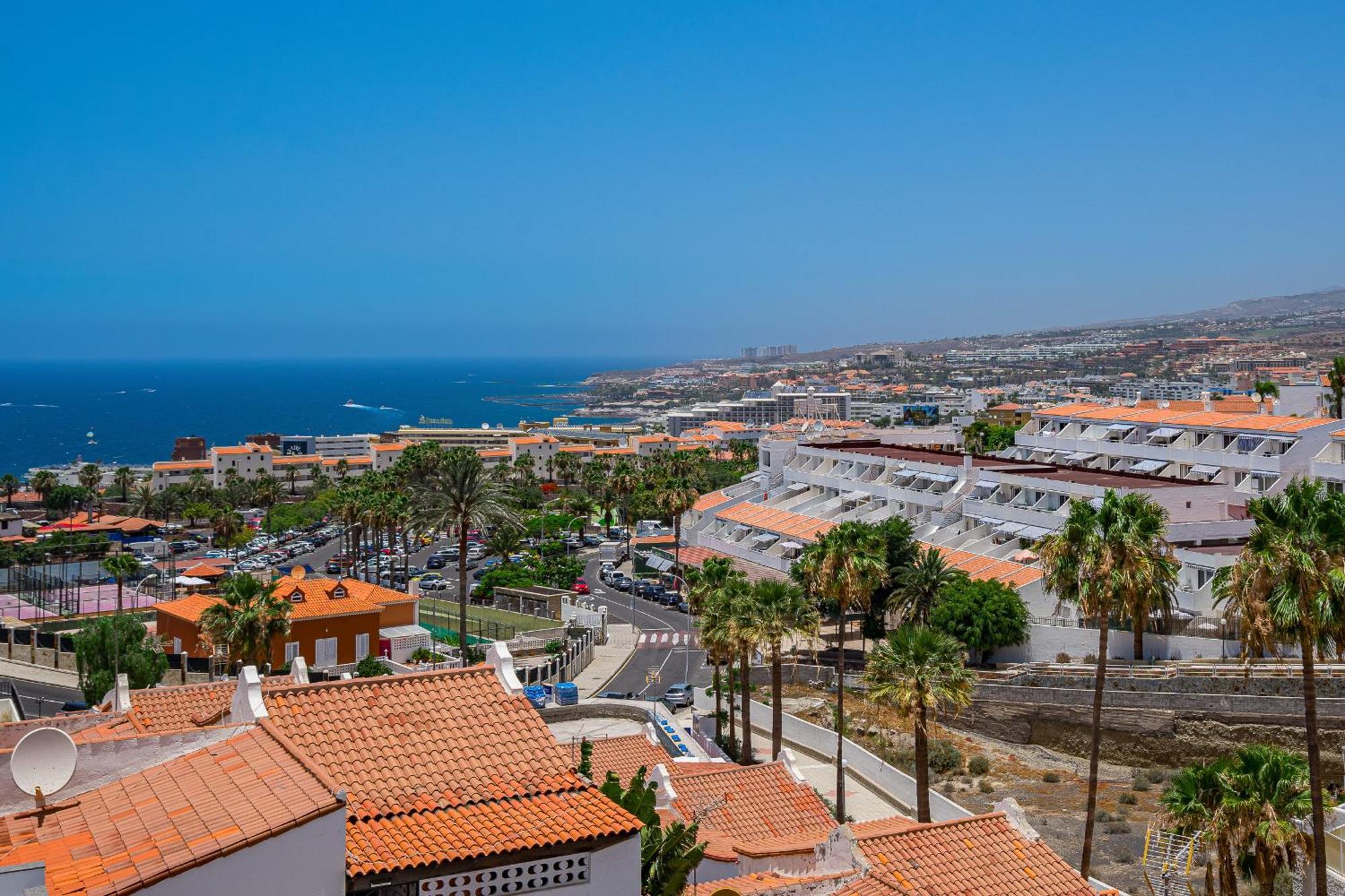 Buenavista Panoramic Villa In Costa Adeje מראה חיצוני תמונה