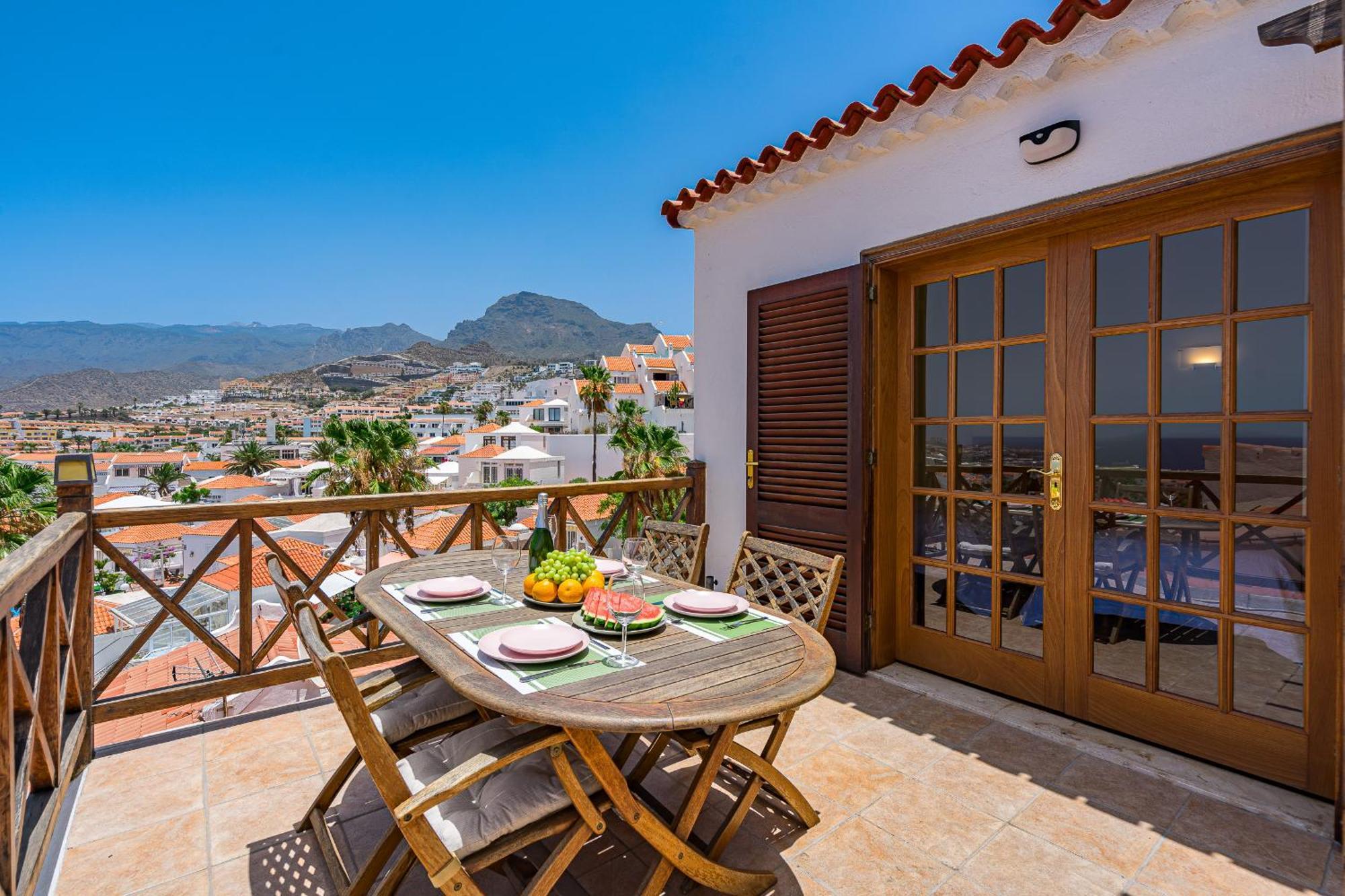 Buenavista Panoramic Villa In Costa Adeje מראה חיצוני תמונה